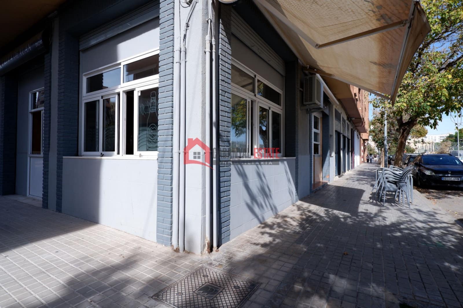 Local Comercial en València ciudad en venta - 230.000 € (Ref: 9343192)