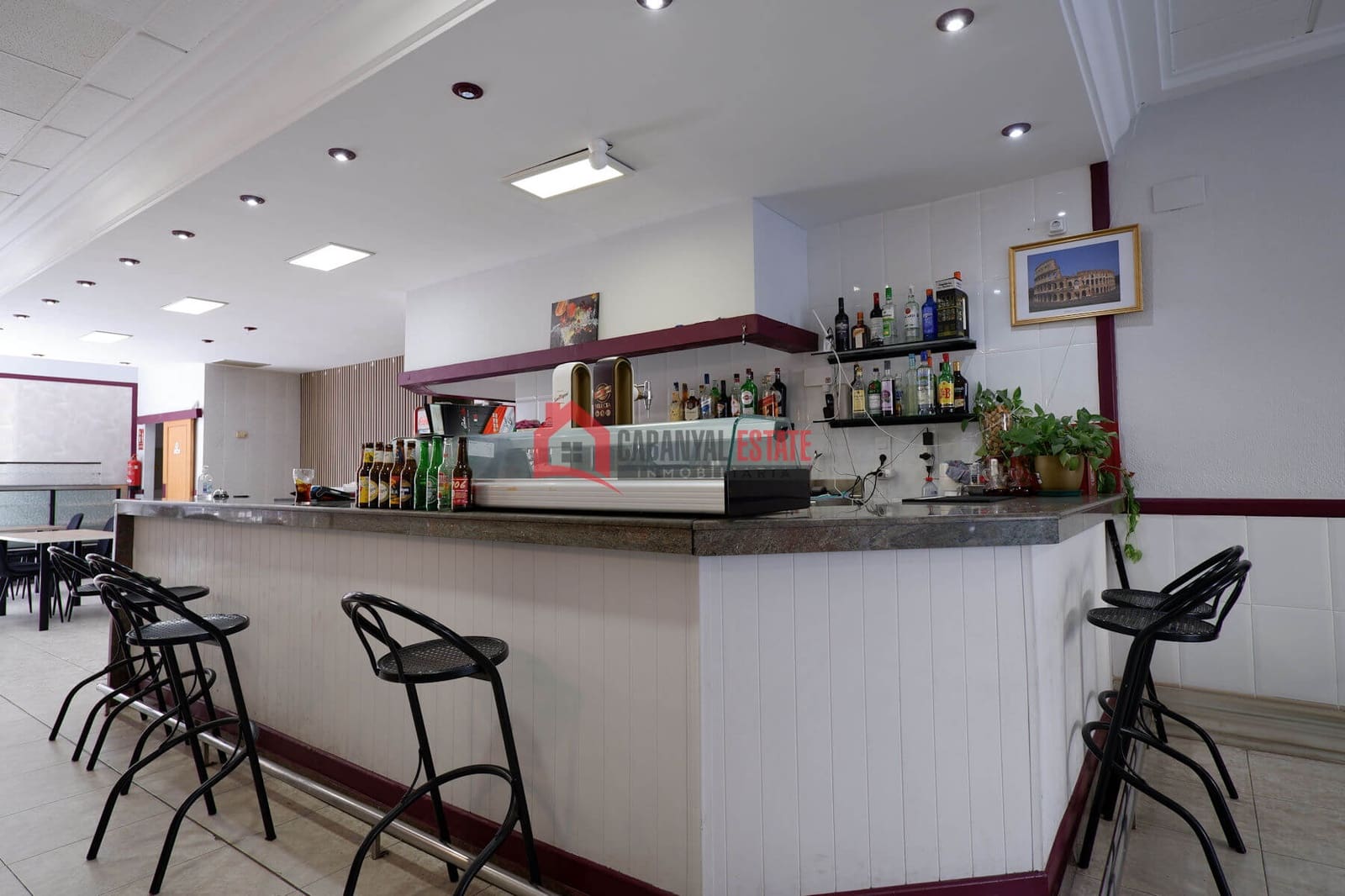 Commercial for rent in Sagunto / Sagunt - € 800 (Ref: 9355342)