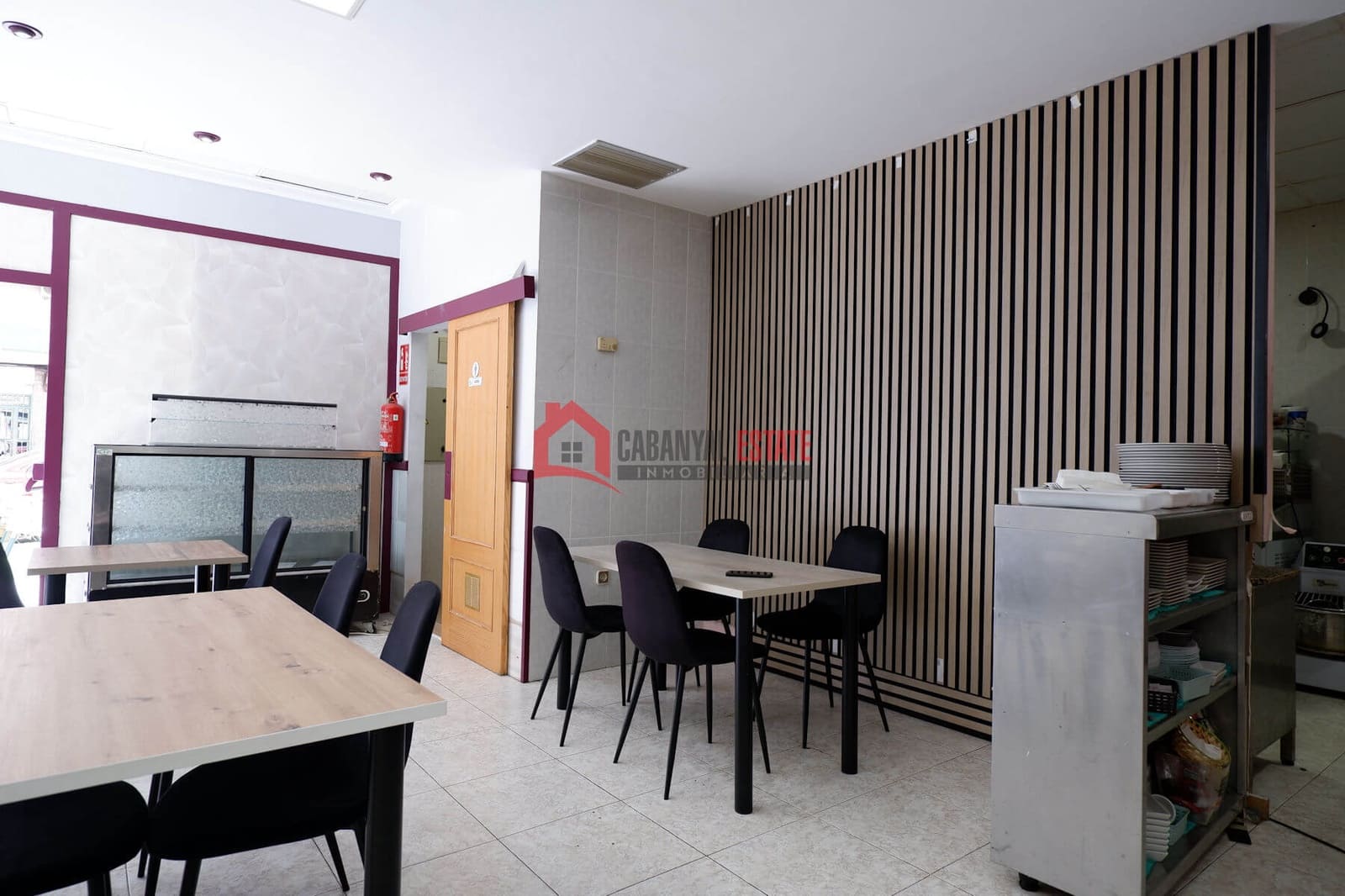 Commercial for rent in Sagunto / Sagunt - € 800 (Ref: 9355342)