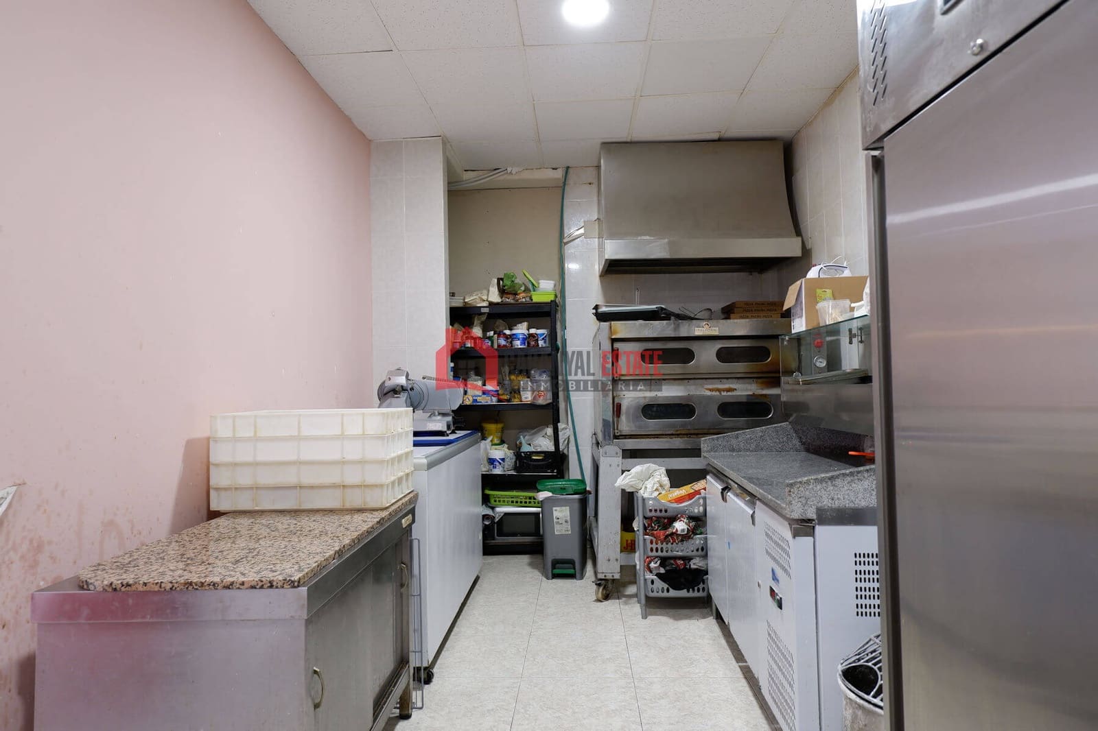 Commercial for rent in Sagunto / Sagunt - € 800 (Ref: 9355342)