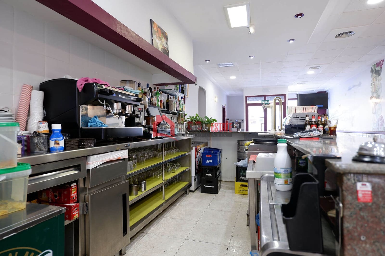 Commercial for rent in Sagunto / Sagunt - € 800 (Ref: 9355342)