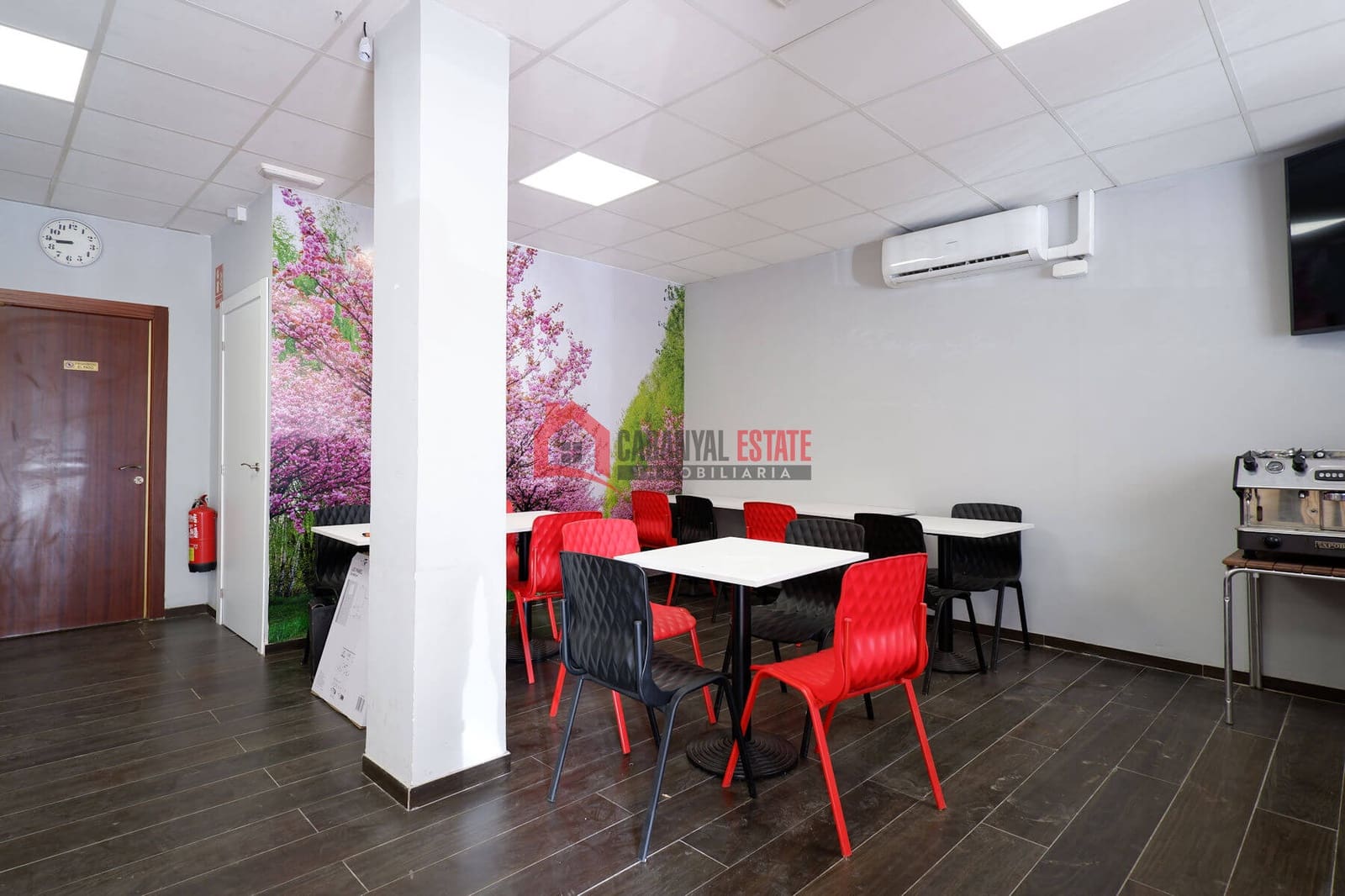Commercieel te koop in Sagunto / Sagunt - € 95.000 (Ref: 9355343)