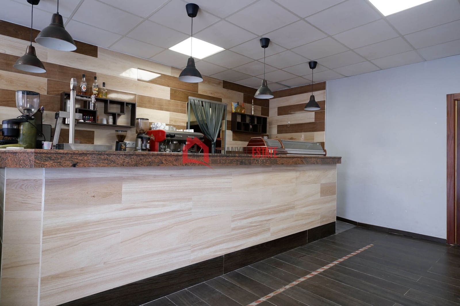 Commercieel te koop in Sagunto / Sagunt - € 95.000 (Ref: 9355343)