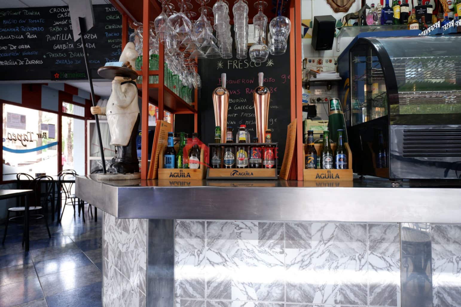 Commercieel te koop in Valencia stad - € 265.000 (Ref: 9363280)