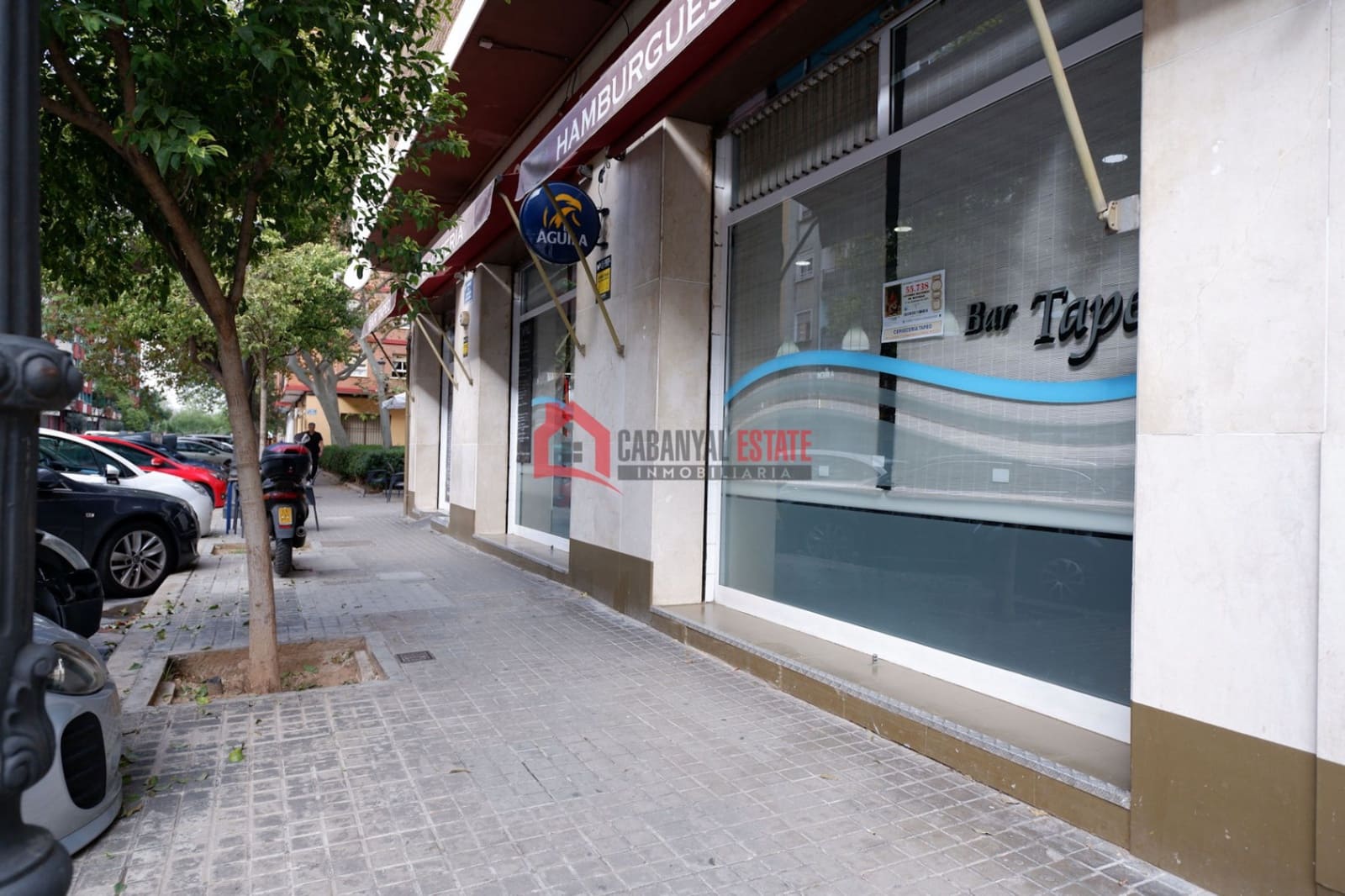 Commercieel te koop in Valencia stad - € 265.000 (Ref: 9363280)