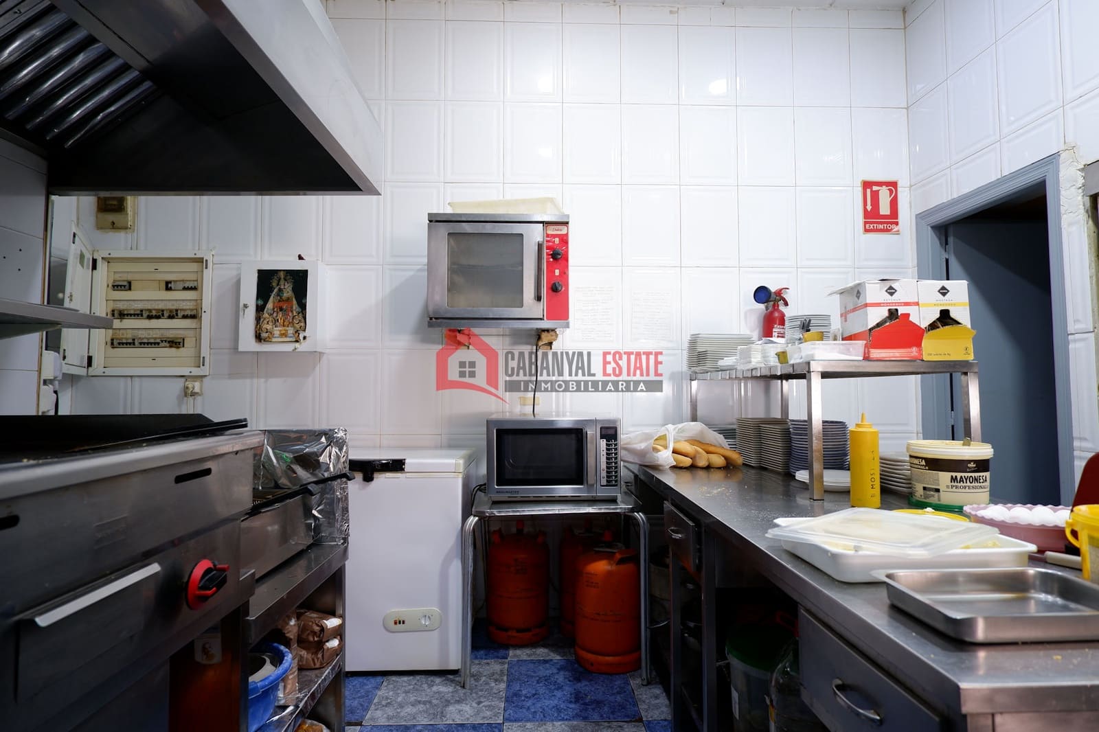 Commercieel te koop in Valencia stad - € 265.000 (Ref: 9363280)