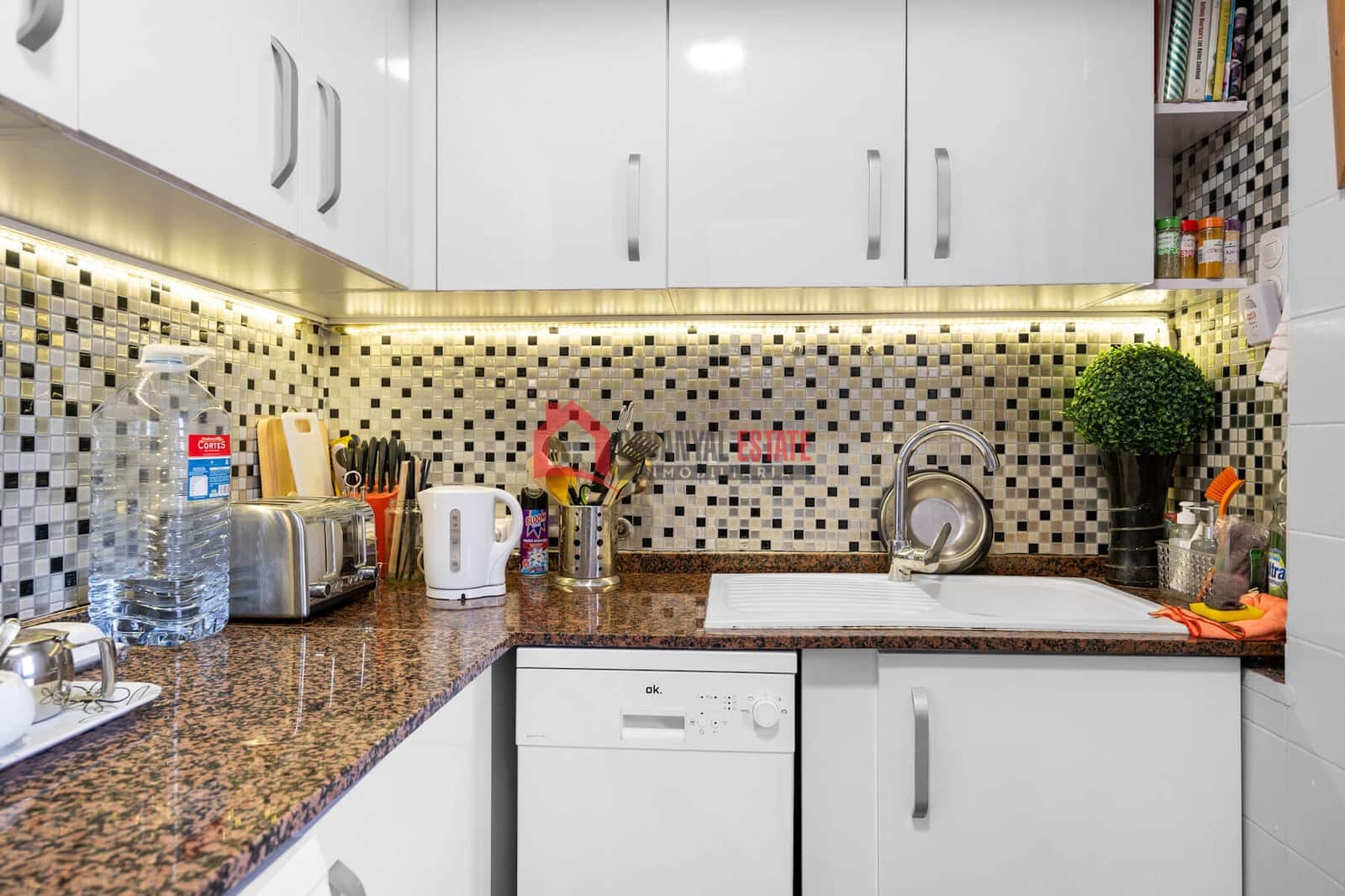 4 sypialnia Apartament na sprzedaż w Miasto Walencja z garażem - 448 000 € (Ref: 9380121)