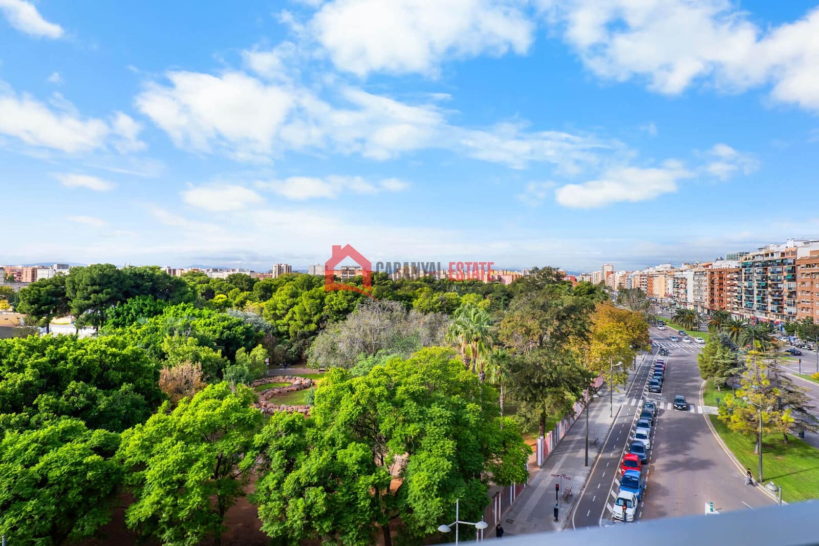 4 sypialnia Apartament na sprzedaż w Miasto Walencja z garażem - 448 000 € (Ref: 9380121)