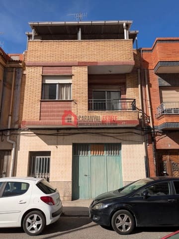 3 bedroom Terraced Villa for sale in Sagunto / Sagunt - € 235,000 (Ref: 9386419)