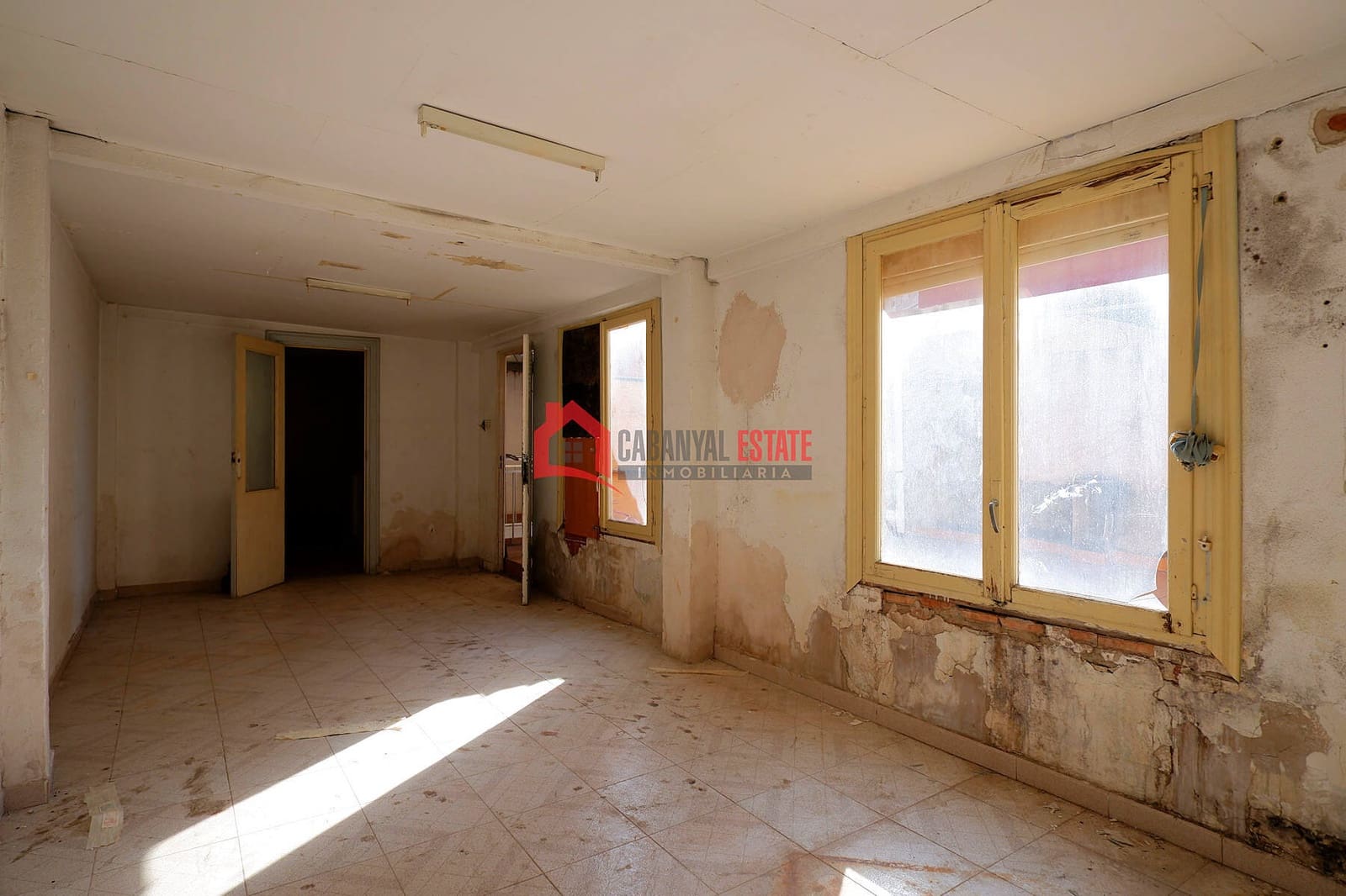 4 slaapkamer Appartement te koop in Sagunto / Sagunt - € 210.000 (Ref: 9389843)
