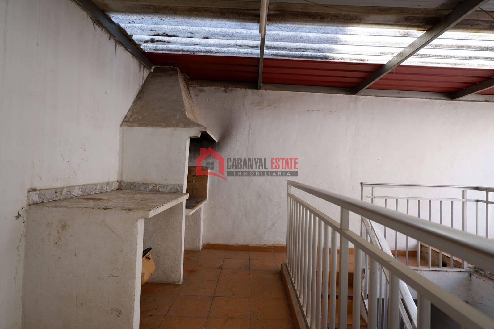 4 slaapkamer Appartement te koop in Sagunto / Sagunt - € 210.000 (Ref: 9389843)