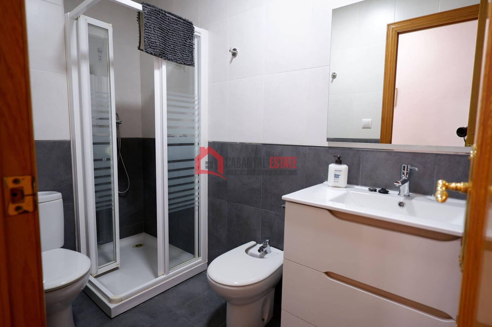 4 sypialnia Apartament do wynajęcia w Miasto Walencja - 1 500 € (Ref: 9409161)