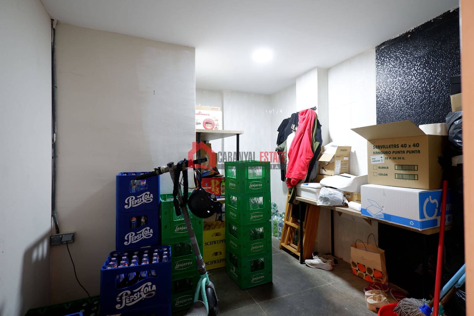 Commercial for rent in Valencia city - € 2,600 (Ref: 9436611)