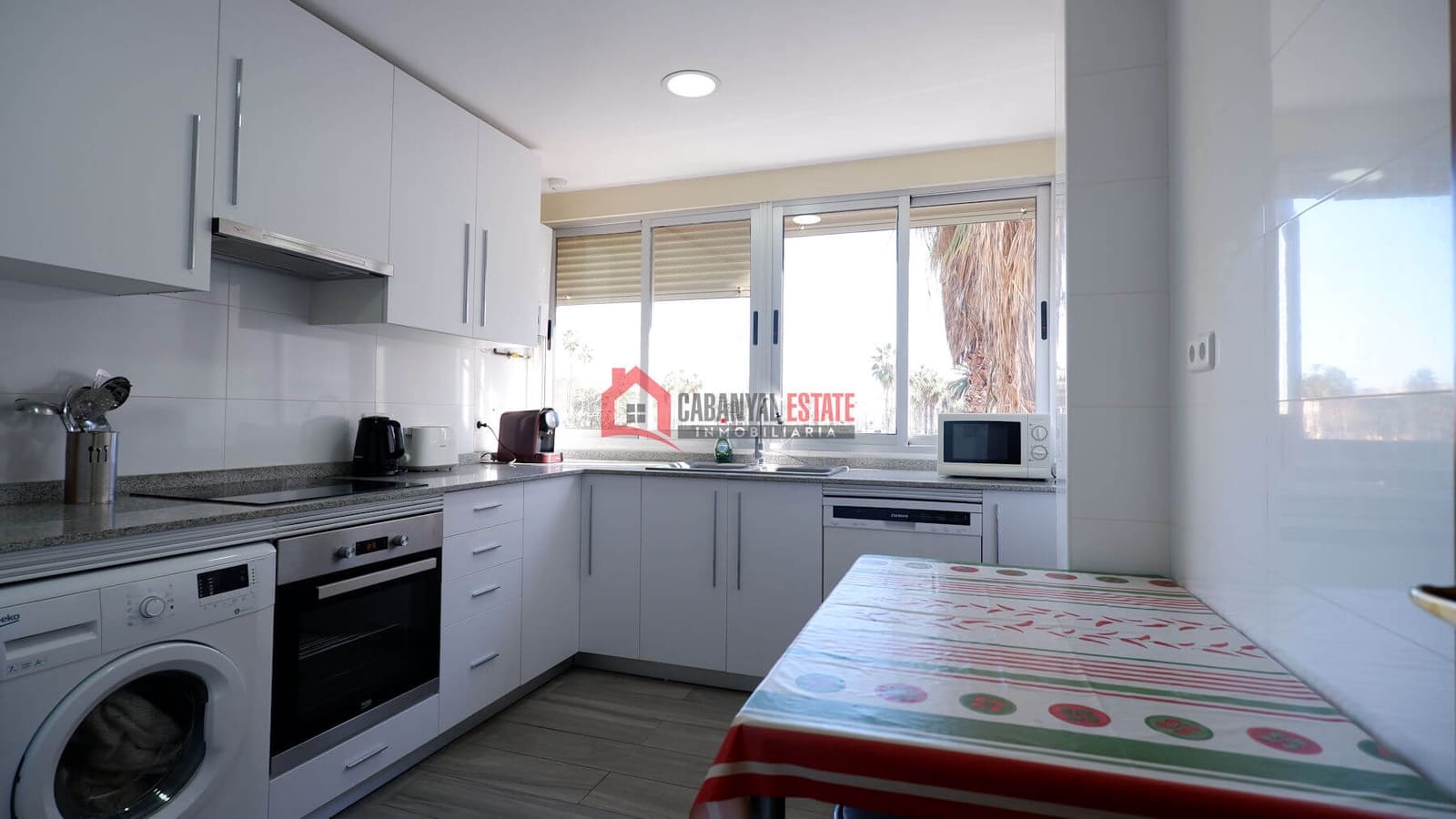 3 sypialnia Apartament do wynajęcia w Miasto Walencja - 1 600 € (Ref: 9523667)