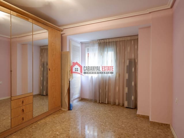 3 soveværelse Lejlighed til salg i Cabanyal-Canyamelar, Valencia by - € 230.000 (Ref: 9532758)