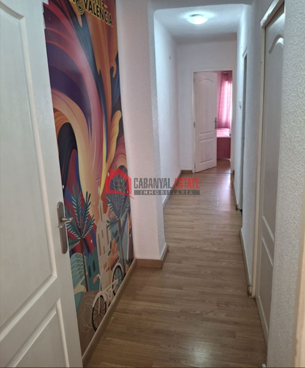 3 makuuhuone Huoneisto vuokrattavana paikassa Valencia kaupunki - 1 300 € (Ref: 9532919)