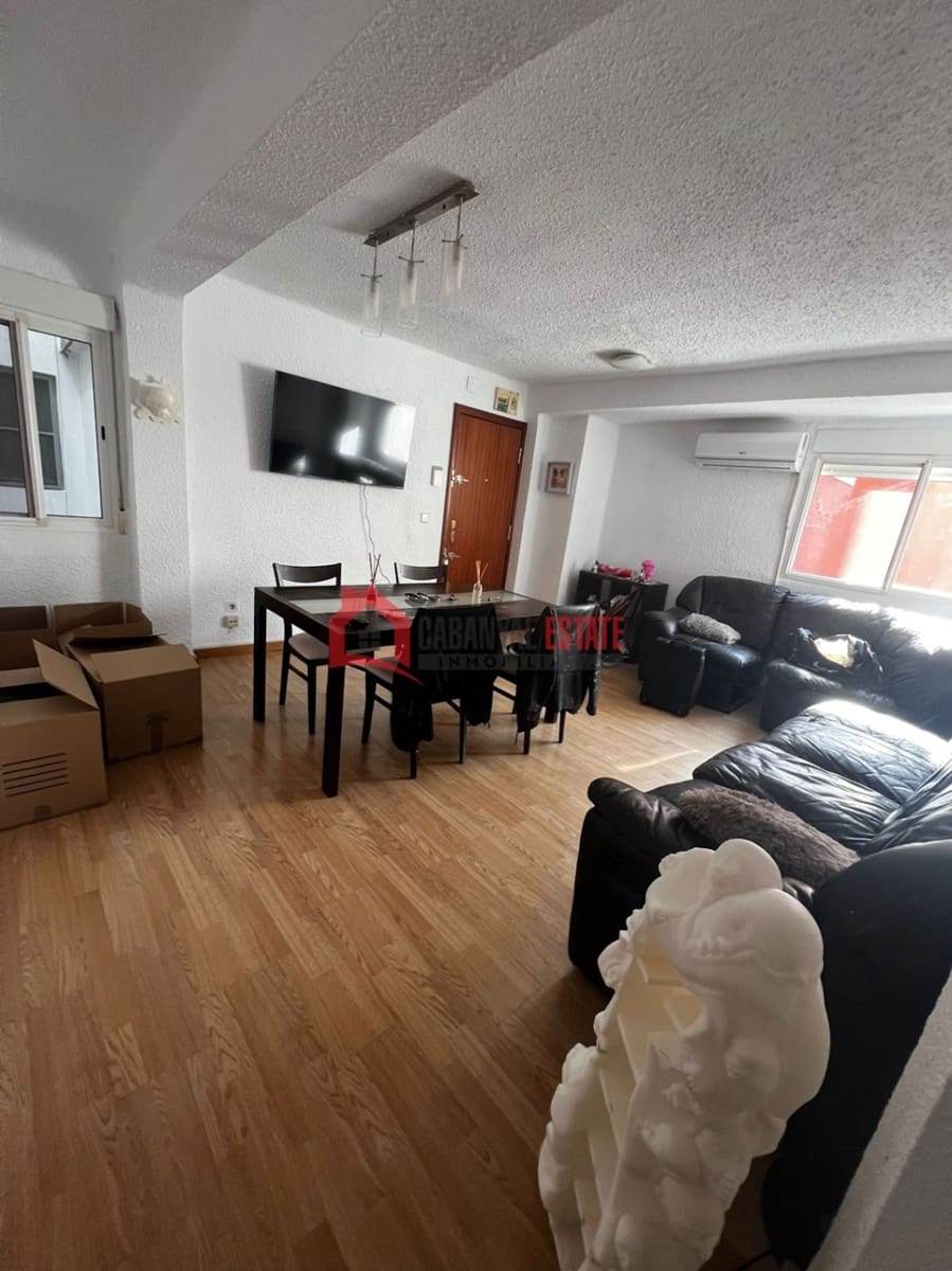 3 makuuhuone Huoneisto vuokrattavana paikassa Valencia kaupunki - 1 300 € (Ref: 9532919)