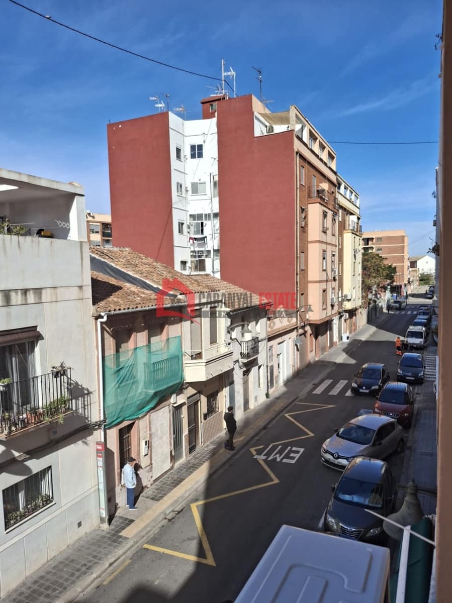 3 makuuhuone Huoneisto vuokrattavana paikassa Valencia kaupunki - 1 300 € (Ref: 9532919)