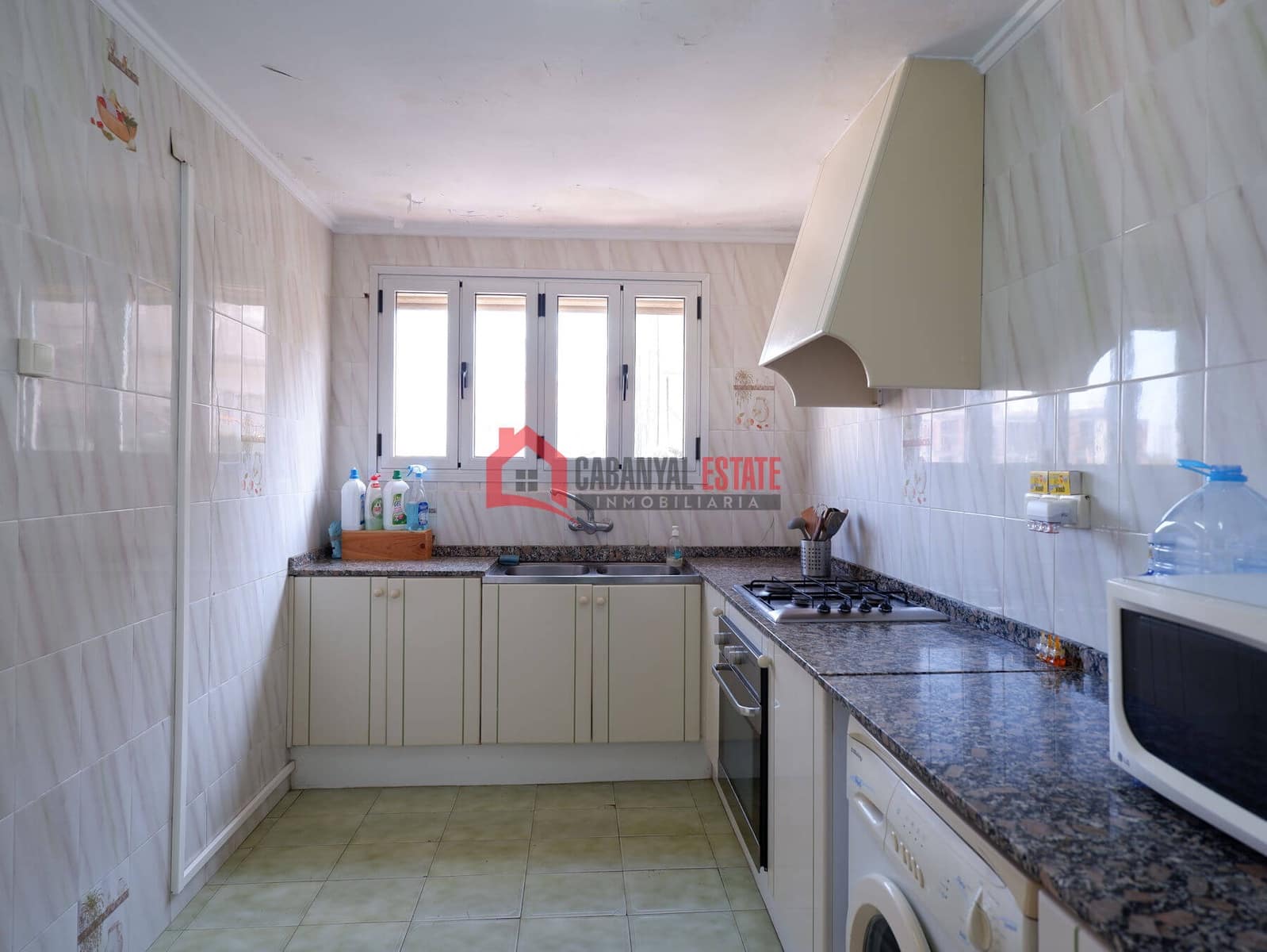 3 makuuhuone Huoneisto myytävänä paikassa Valencia kaupunki - 399 000 € (Ref: 9646791)