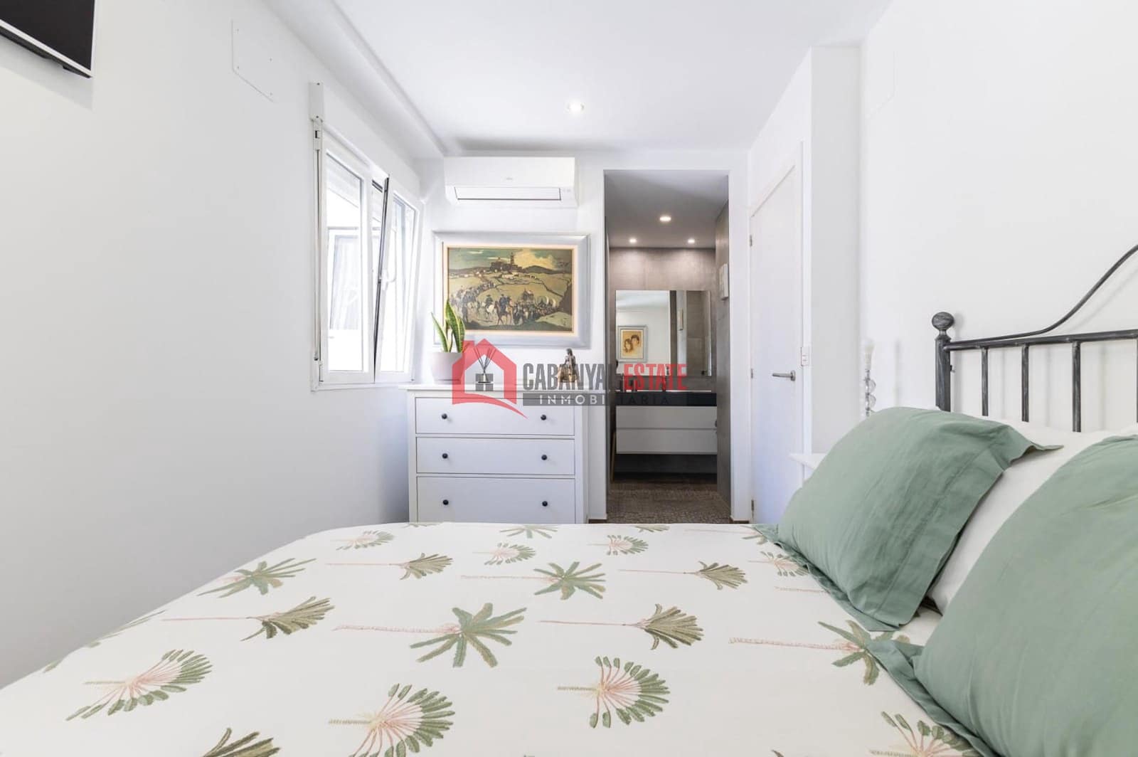 2 bedroom Apartment for rent in Valencia city - € 1,800 (Ref: 9703255)