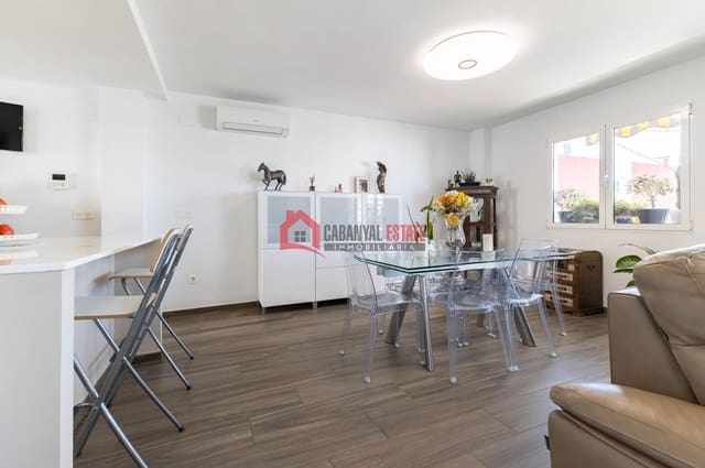 2 bedroom Apartment for rent in Cabanyal-Canyamelar, Valencia city - € 1,800 (Ref: 9703255)