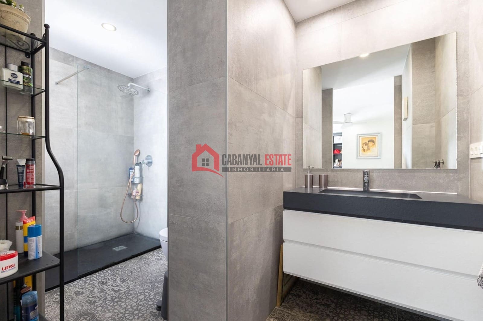 2 bedroom Apartment for rent in Valencia city - € 1,800 (Ref: 9703255)