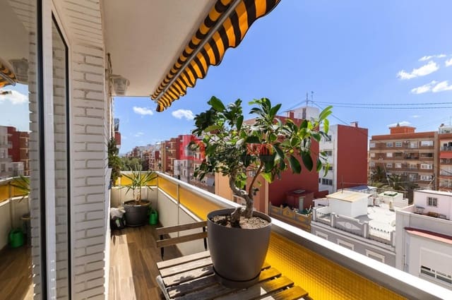 2 bedroom Apartment for rent in Cabanyal-Canyamelar, Valencia city - € 1,800 (Ref: 9703255)