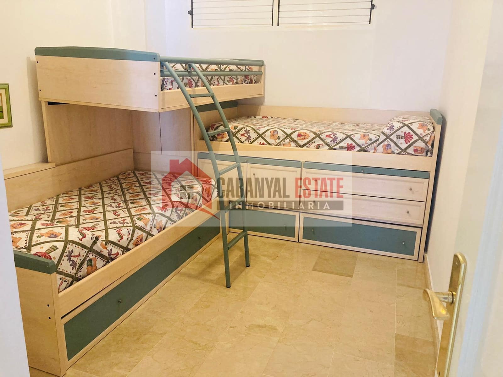 2 soveværelse Lejlighed til leje i Puig med swimmingpool - € 1.600 (Ref: 9778764)