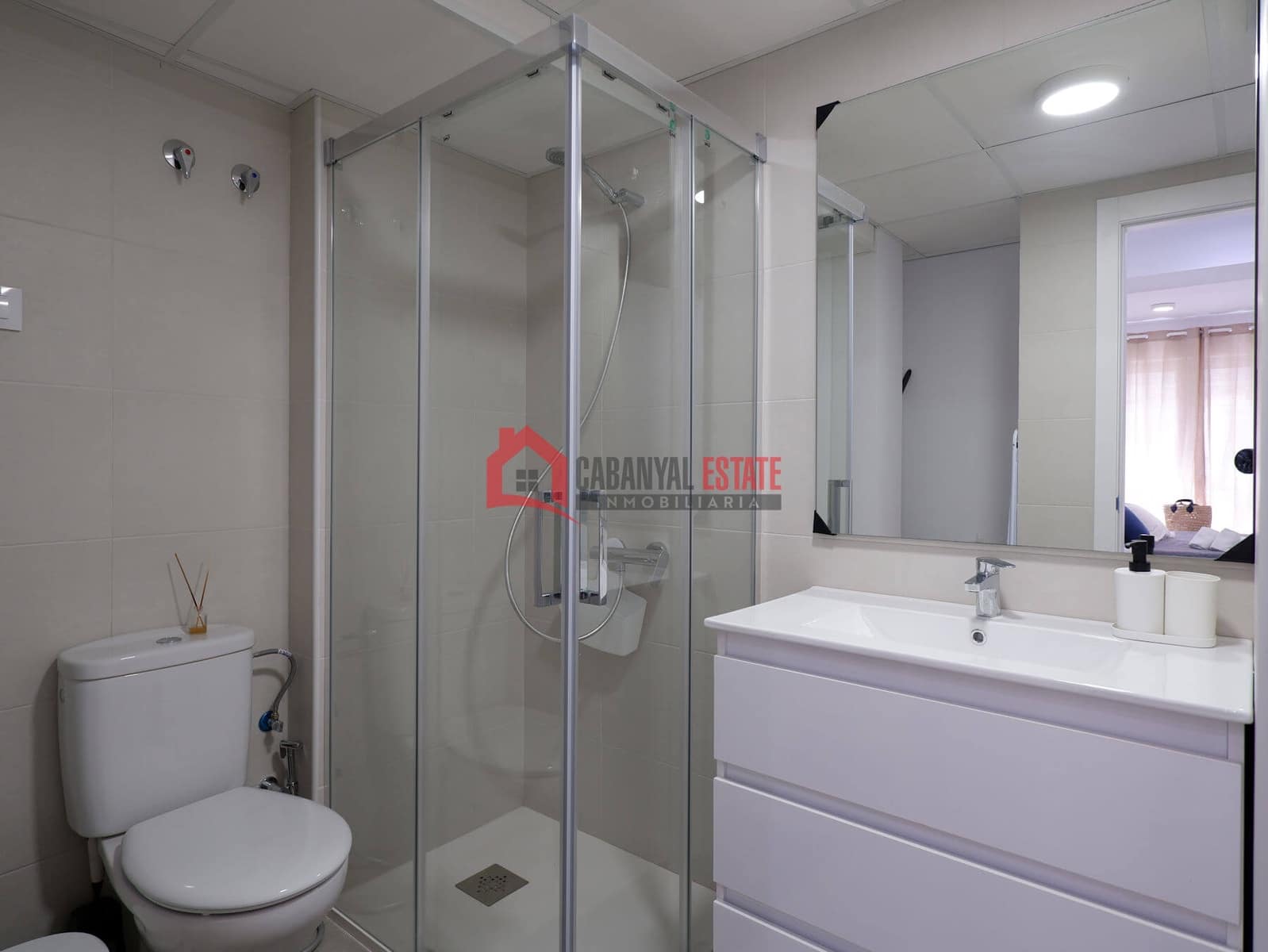 Apartamento de 2 habitaciones en València ciudad en alquiler - 1.500 € (Ref: 9807284)