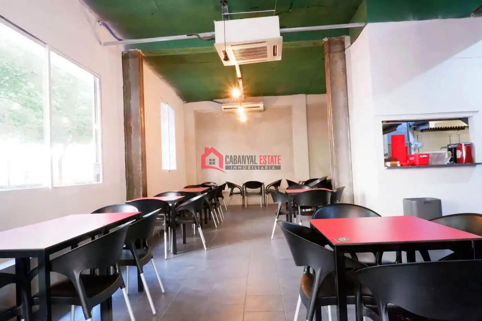 Local Commercial à vendre à Valence ville - 250 000 € (Ref: 9821531)