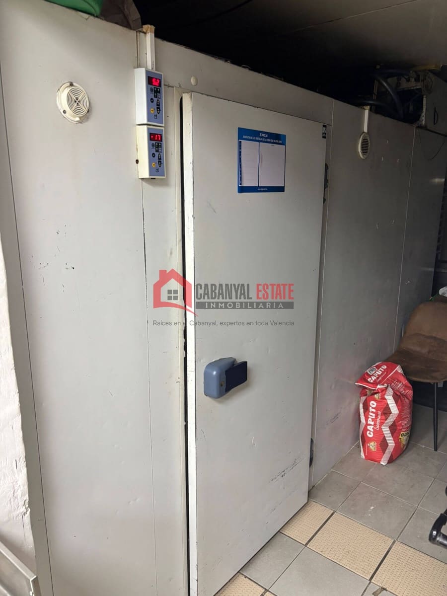 Commercial for rent in Sagunto / Sagunt - € 1,430 (Ref: 9850190)