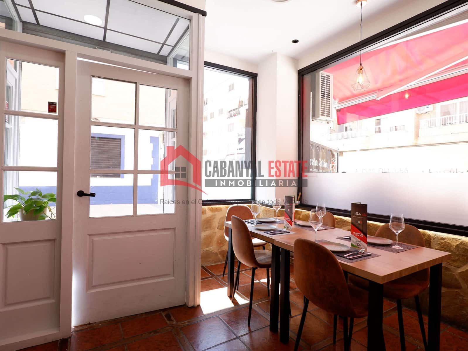 Commercial for rent in Sagunto / Sagunt - € 1,430 (Ref: 9850190)