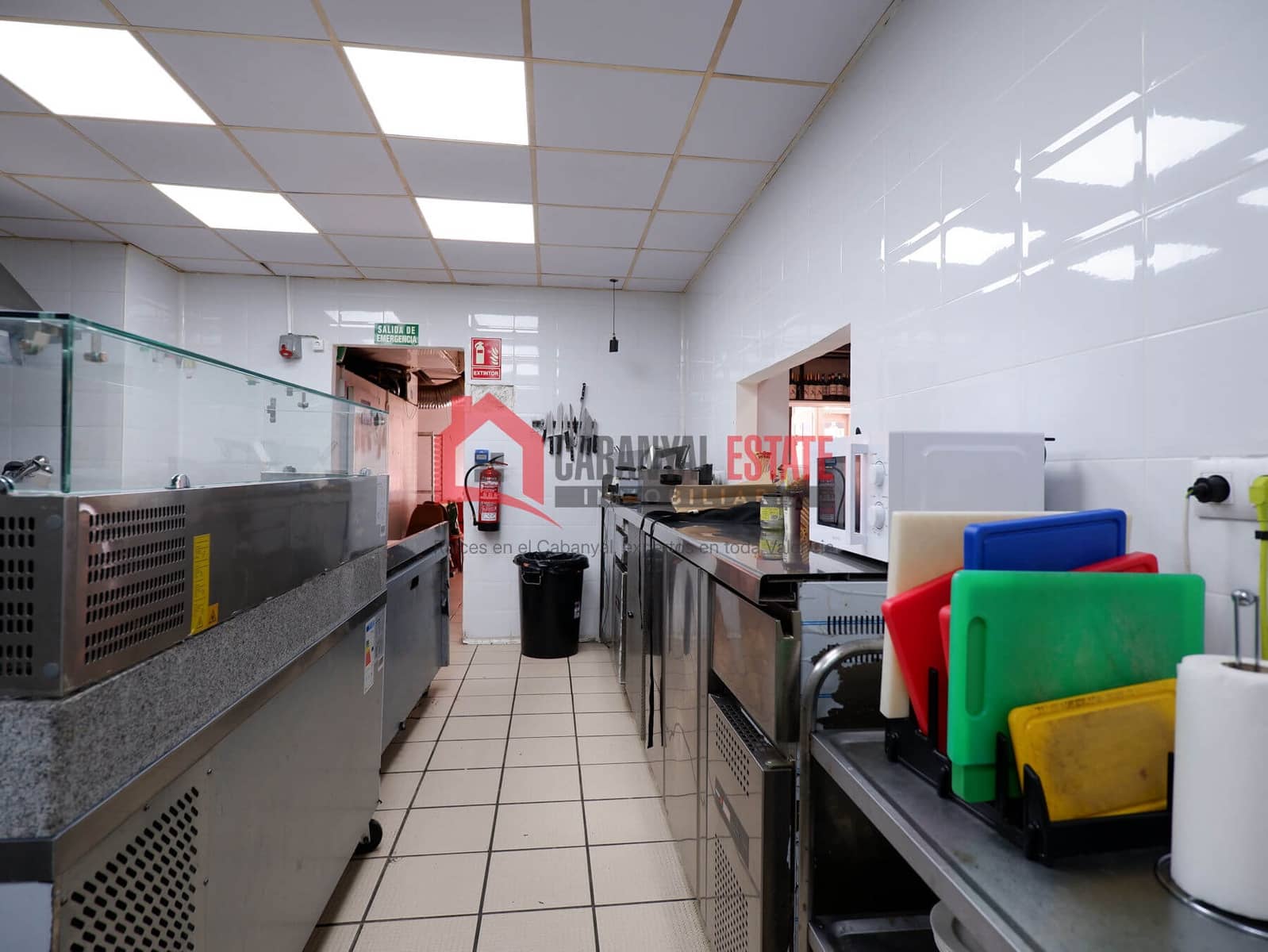 Commercial for rent in Sagunto / Sagunt - € 1,430 (Ref: 9850190)