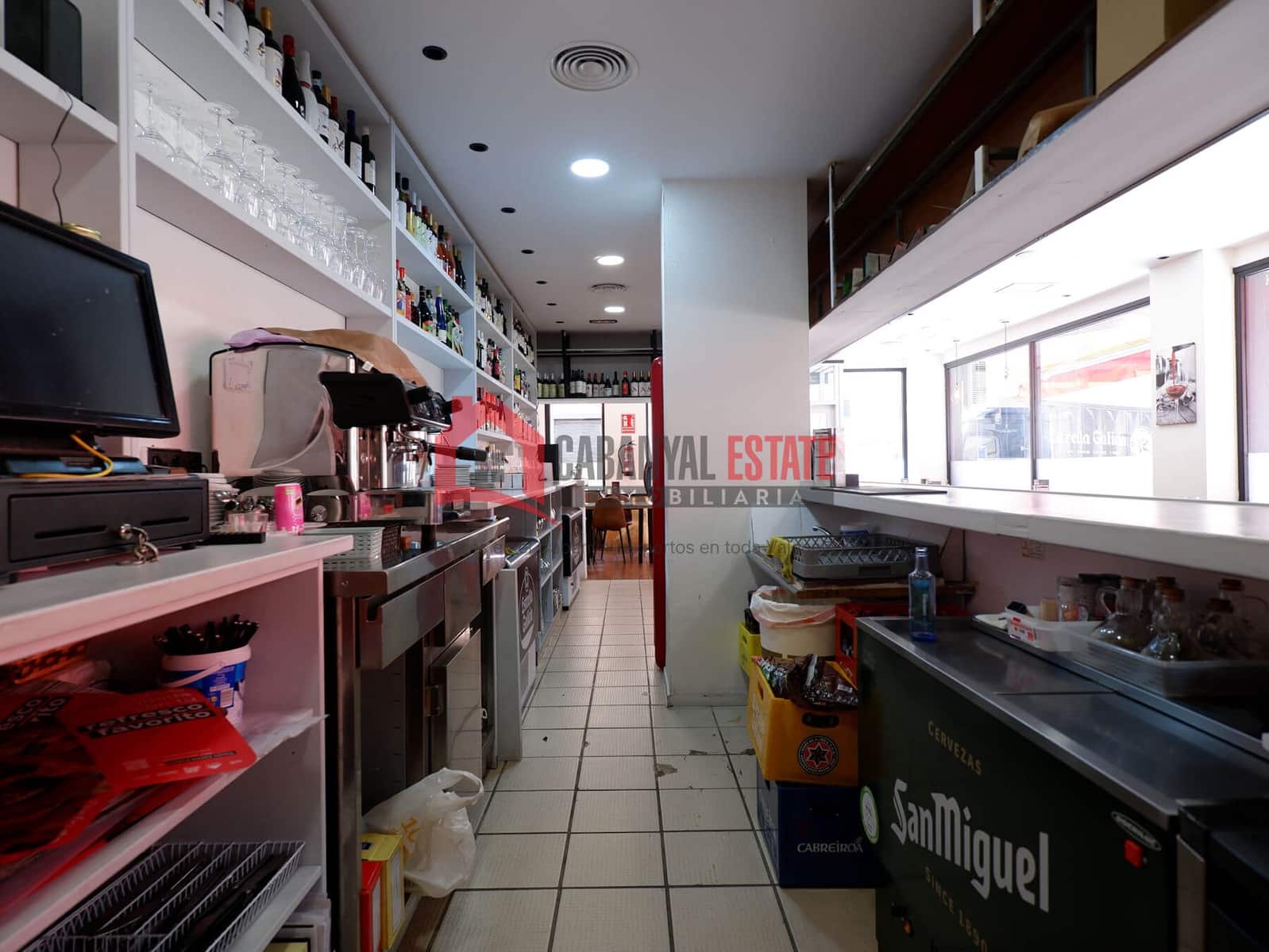 Commercial for rent in Sagunto / Sagunt - € 1,430 (Ref: 9850190)