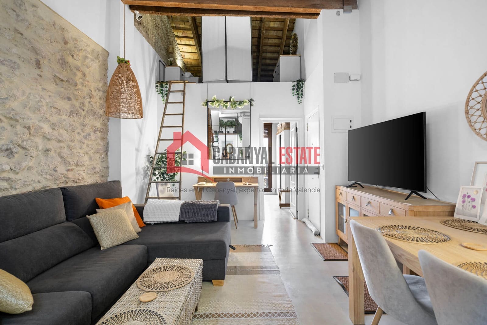 2 slaapkamer Appartement te koop in Valencia stad - € 335.000 (Ref: 9856276)