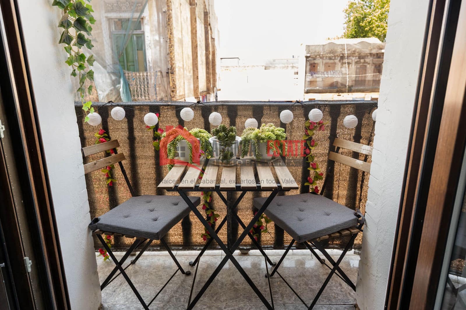 2 slaapkamer Appartement te koop in Valencia stad - € 335.000 (Ref: 9856276)