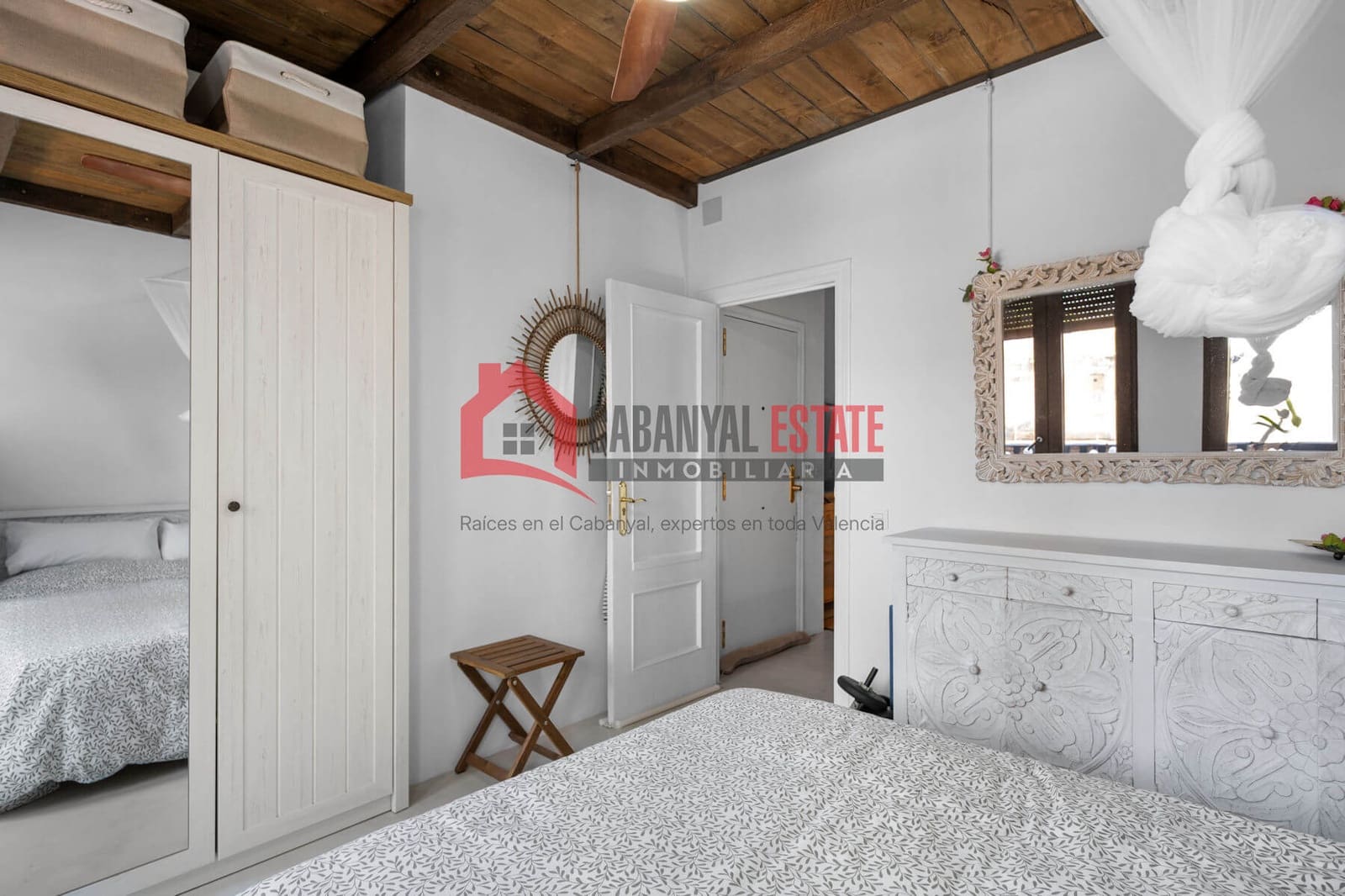 2 slaapkamer Appartement te koop in Valencia stad - € 335.000 (Ref: 9856276)