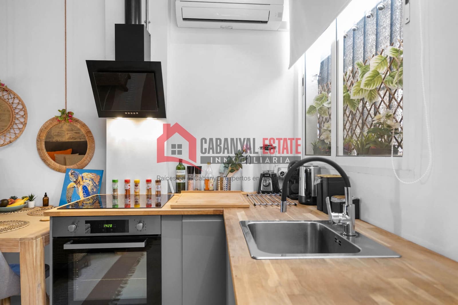 2 slaapkamer Appartement te koop in Valencia stad - € 335.000 (Ref: 9856276)