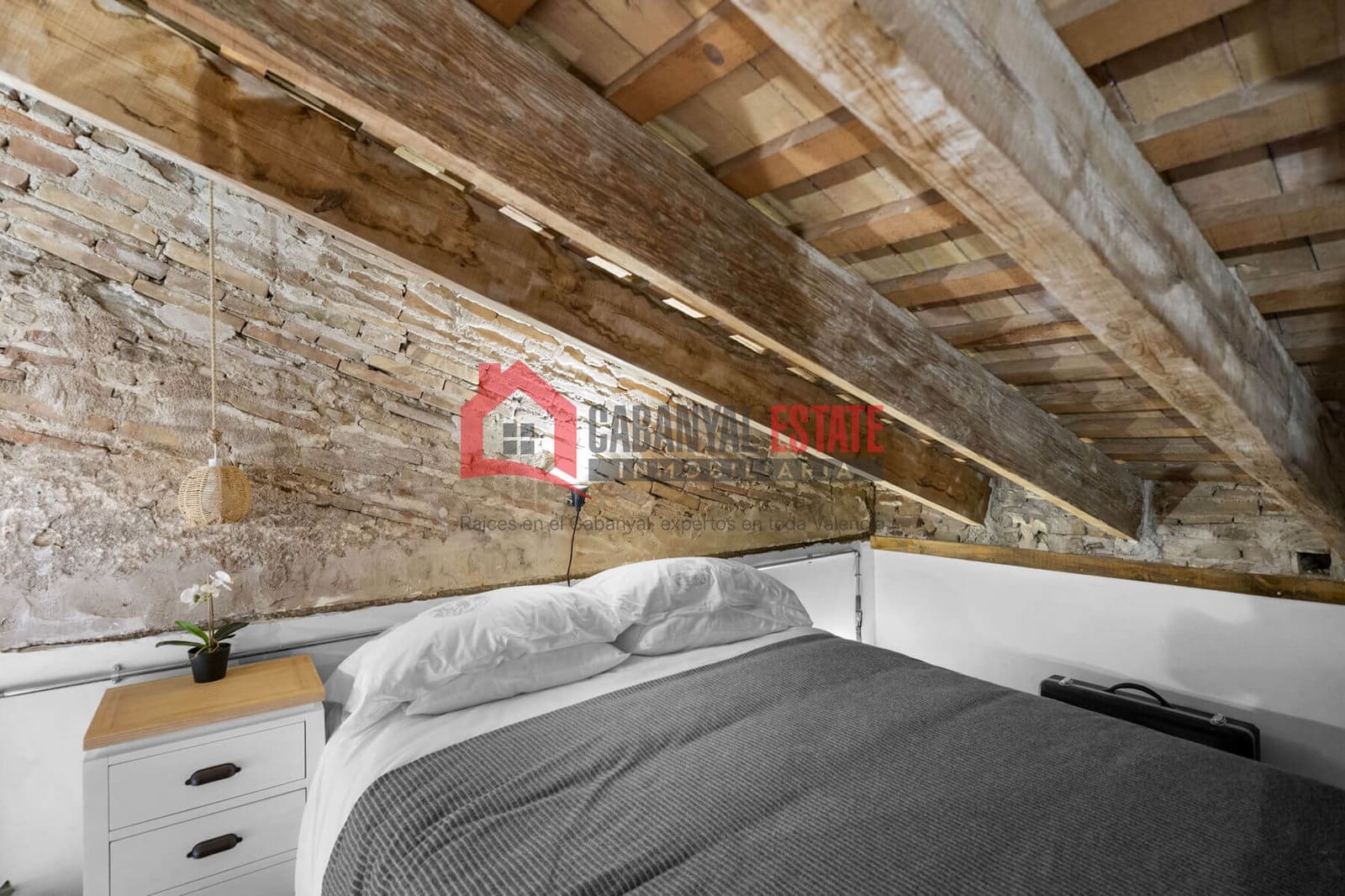 2 slaapkamer Appartement te koop in Valencia stad - € 335.000 (Ref: 9856276)
