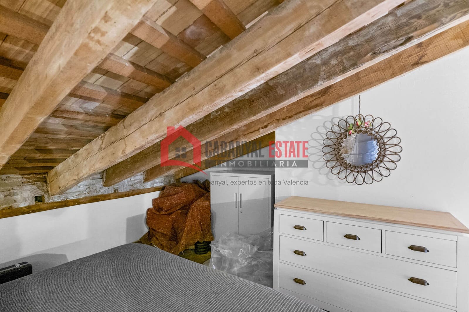 2 slaapkamer Appartement te koop in Valencia stad - € 335.000 (Ref: 9856276)