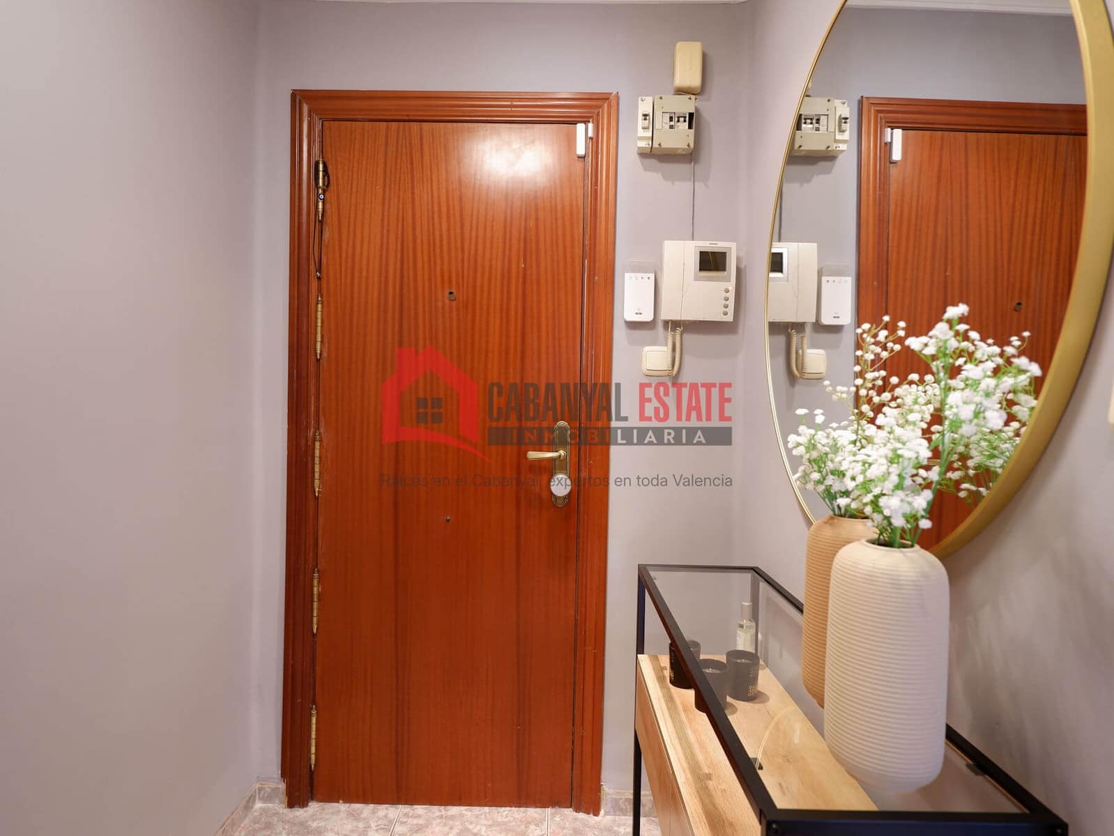 3 bedroom Apartment for rent in Valencia city - € 1,300 (Ref: 9861464)