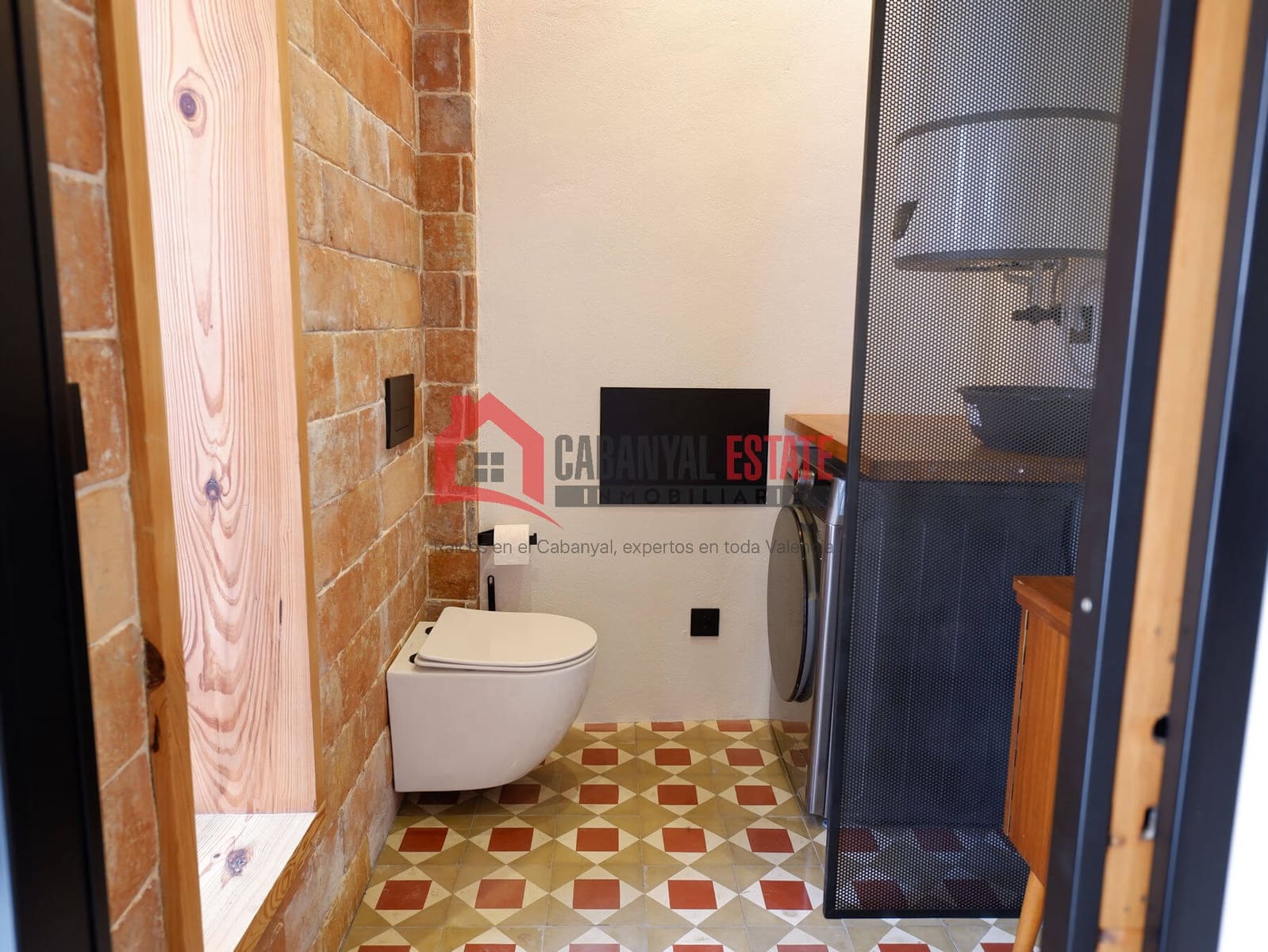 1 bedroom Townhouse for sale in Valencia city - € 230,000 (Ref: 9883864)