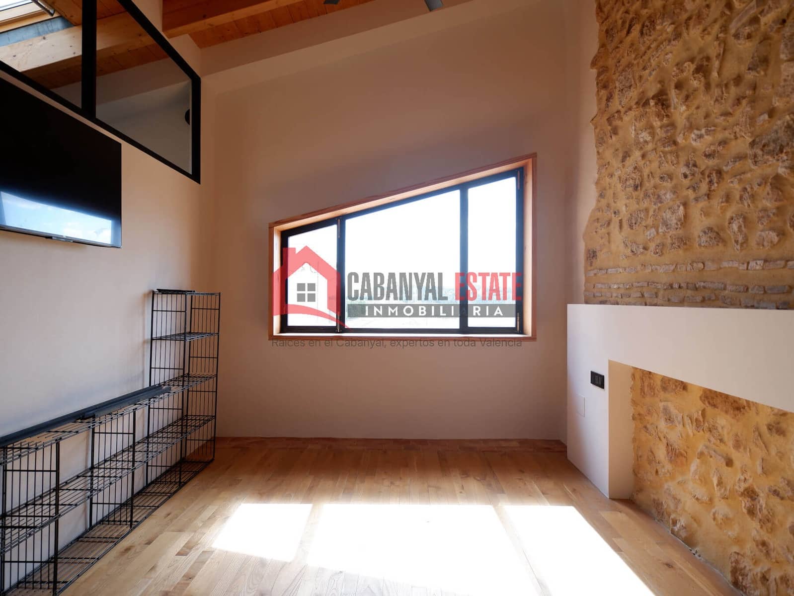 1 bedroom Townhouse for sale in Valencia city - € 230,000 (Ref: 9883864)