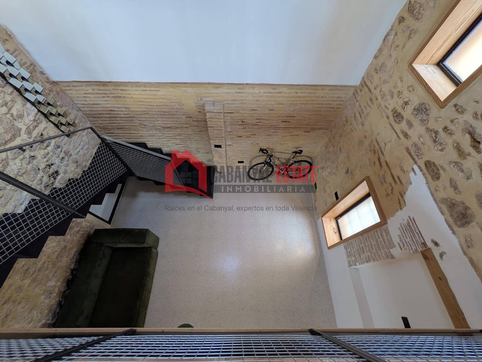 1 bedroom Townhouse for sale in Valencia city - € 230,000 (Ref: 9883864)