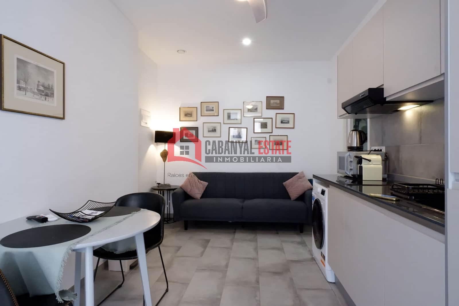 2 slaapkamer Appartement te koop in Valencia stad - € 139.000 (Ref: 9912621)