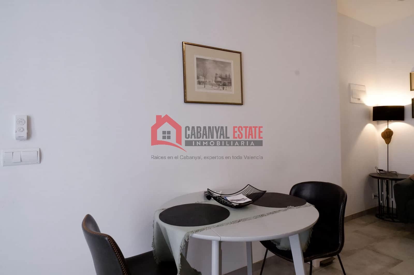 2 slaapkamer Appartement te koop in Valencia stad - € 139.000 (Ref: 9912621)
