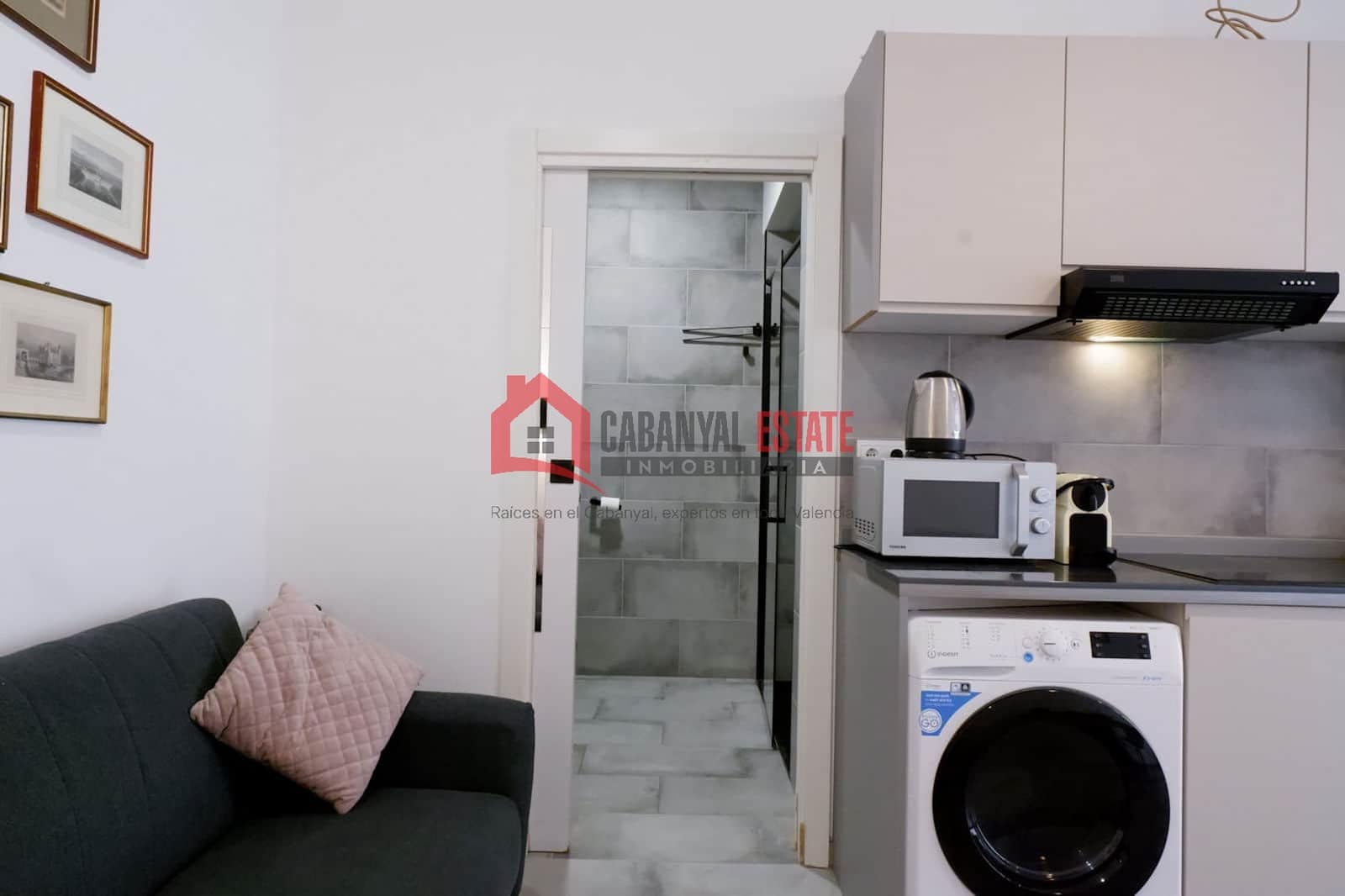2 slaapkamer Appartement te koop in Valencia stad - € 139.000 (Ref: 9912621)