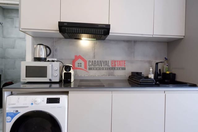 2 slaapkamer Appartement te koop in Natzaret, Valencia stad - € 139.000 (Ref: 9912621)