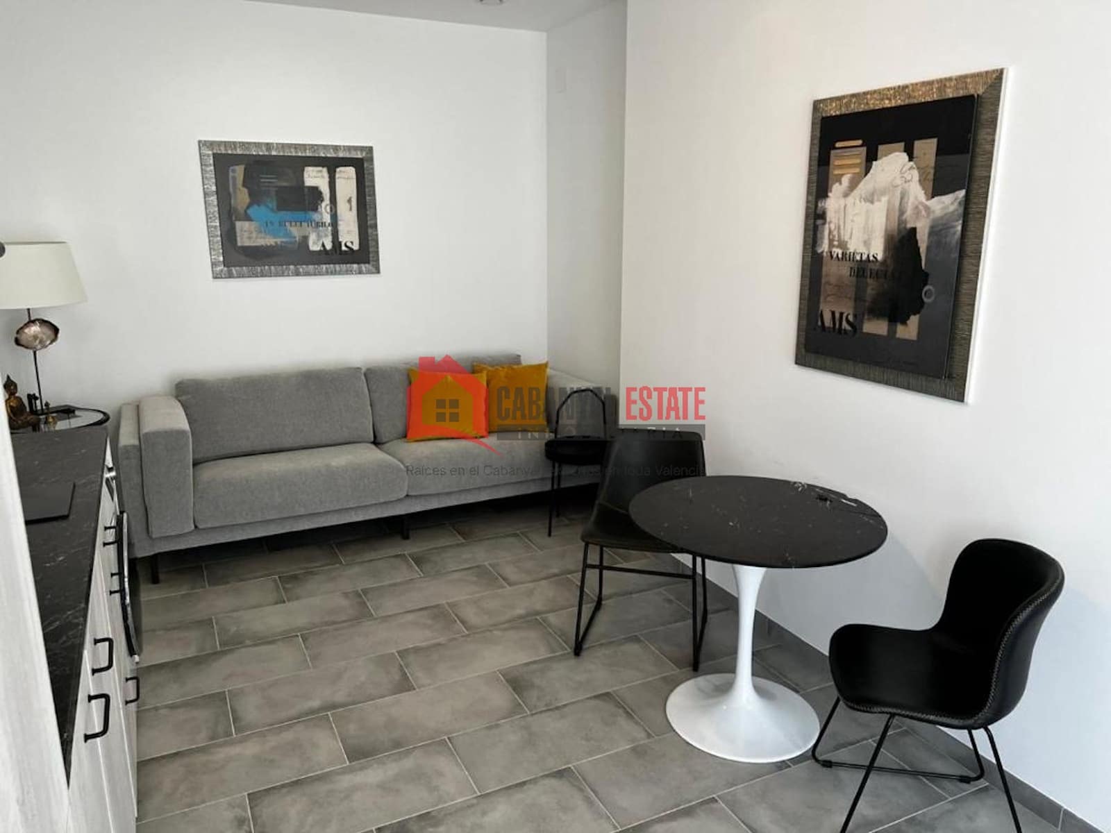 2 slaapkamer Appartement te koop in Valencia stad - € 139.000 (Ref: 9912621)