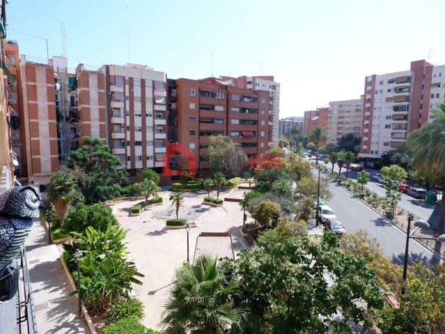3 bedroom Apartment for rent in Algiros, Valencia city - € 1,300 (Ref: 9945293)